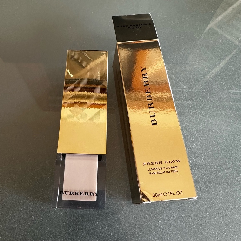 Burberry Fresh Glow Luminous Makeup Dewy Highlighter